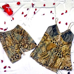 VINTAGE Animal print lingerie set